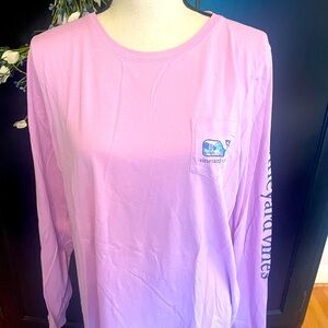 Vineyard Vines top size xlarge